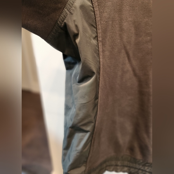 Athleta Triumph Hybrid Half Zip Sweatshirt, Green, Size US M - Picture 5 of 7